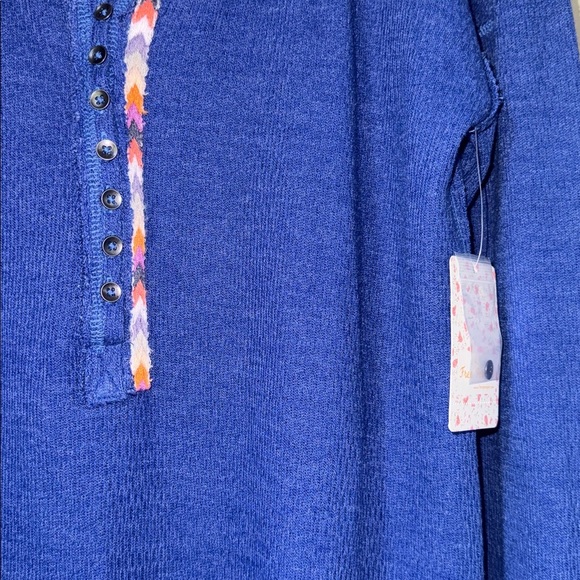 Free People Henley shirt medium NeW We The Free Royal Blue Knit Top soft - Picture 4 of 6
